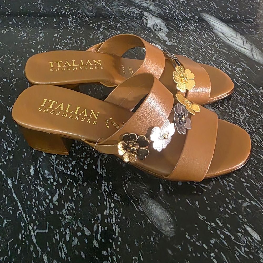 BRAND NEW ITALIAN SHOEMAKERS  FLORAL WOMEN'S DESIGN SANDALS